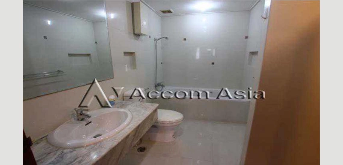 9  4 br Townhouse For Rent in Sukhumvit ,Bangkok BTS Phrom Phong at Villa 49 1817502