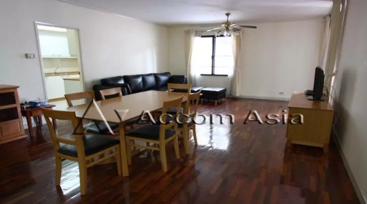 Pet friendly |  3 Bedrooms  Apartment For Rent in Sukhumvit, Bangkok  near BTS Asok - MRT Sukhumvit (1417506)