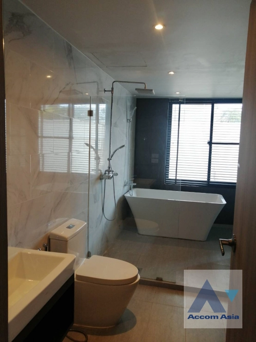 10  3 br Apartment For Rent in Sukhumvit ,Bangkok BTS Asok - MRT Sukhumvit at Contemporary Mansion 1417506