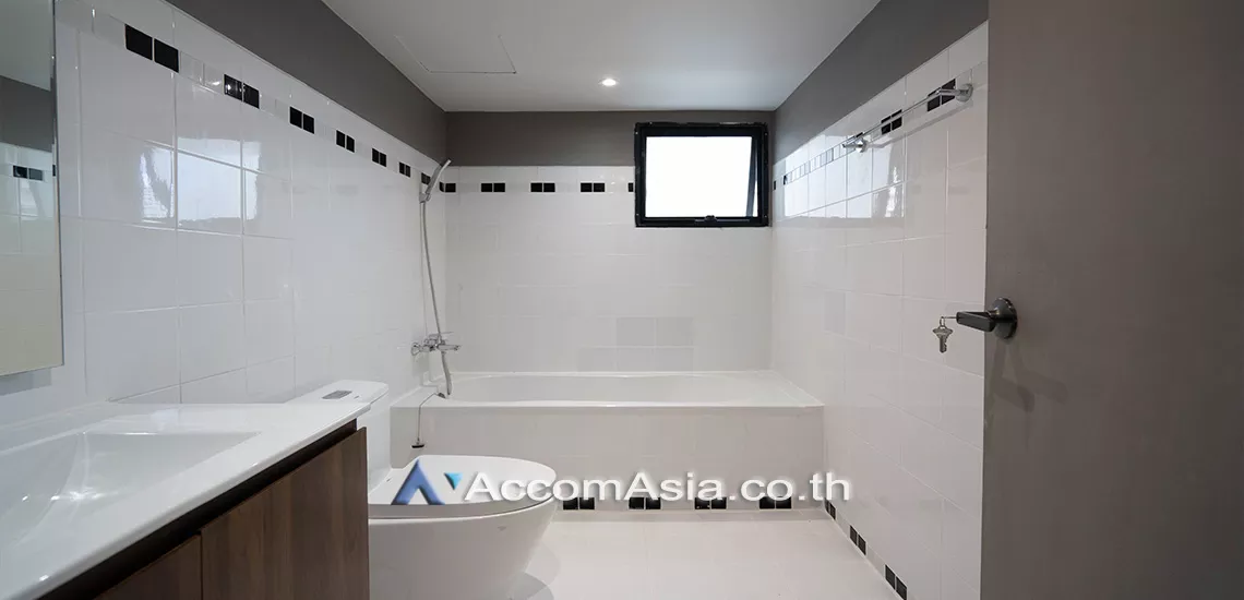 8  2 br Apartment For Rent in Sukhumvit ,Bangkok BTS Asok - MRT Sukhumvit at Contemporary Mansion 1417509