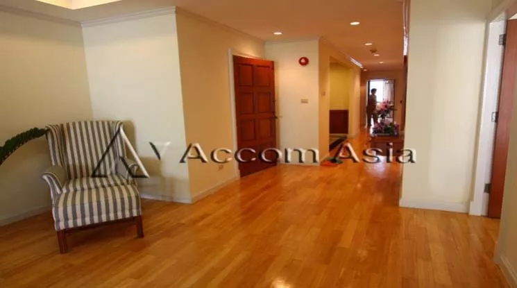  1  3 br Apartment For Rent in Sukhumvit ,Bangkok BTS Phrom Phong at Comfortable for living 1417512