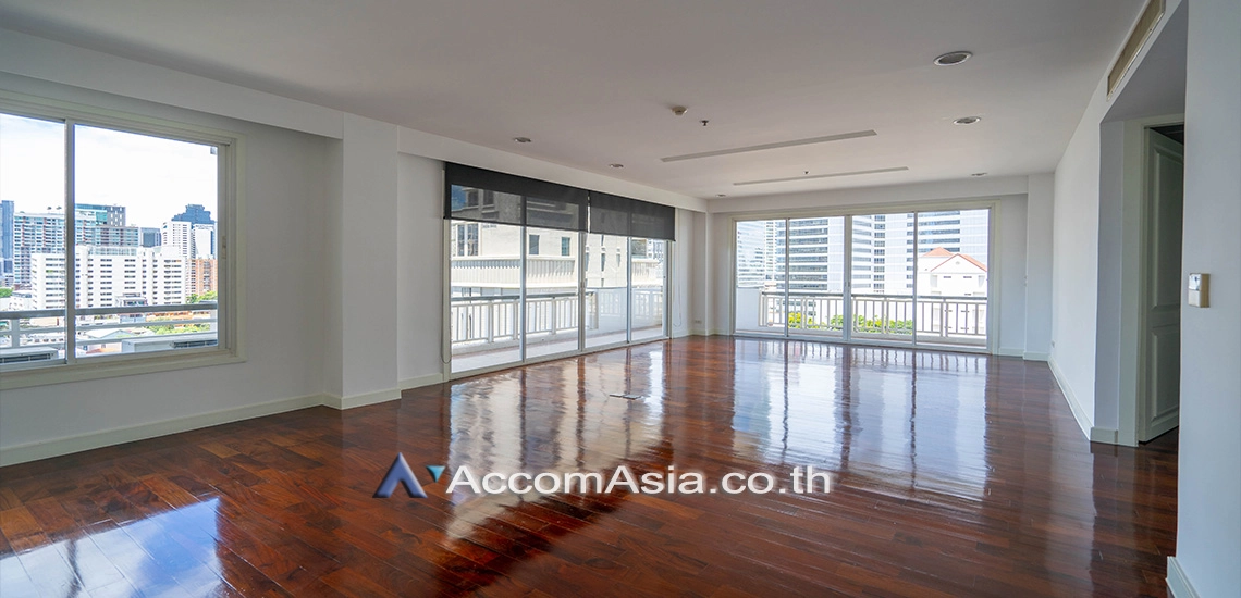  3 Bedrooms  Condominium For Rent in Sathorn, Bangkok  near BTS Chong Nonsi - BRT Sathorn (1517533)
