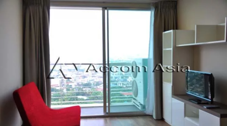  1 Bedroom  Condominium For Rent in Sukhumvit, Bangkok  near BTS Phra khanong (1517545)