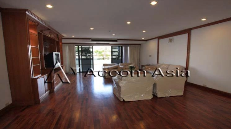  1  3 br Apartment For Rent in Sukhumvit ,Bangkok BTS Nana at Private Environment Space 1417549