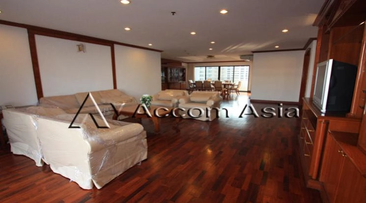 Huge Terrace, Penthouse, Pet friendly |  3 Bedrooms  Apartment For Rent in Sukhumvit, Bangkok  near BTS Nana (1417549)