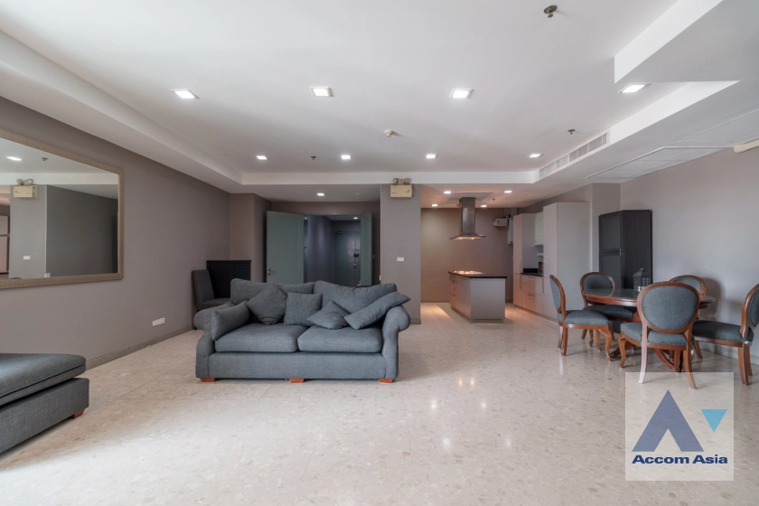 Nusasiri Grand Condo Condominium  3 Bedroom for Sale & Rent BTS Ekkamai in Sukhumvit Bangkok