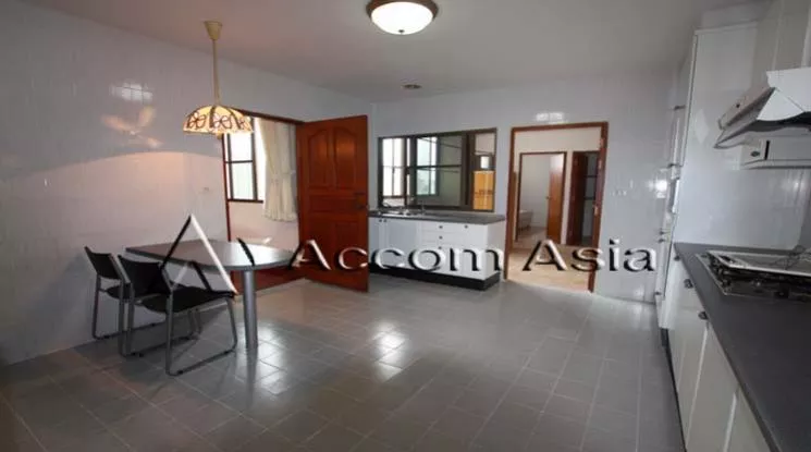 unitBig Balcony, Pet friendly |  3 Bedrooms  Apartment For Rent in Sukhumvit, Bangkok  near BTS Phrom Phong (1417667)