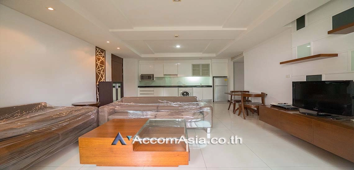 Big Balcony, Pet friendly |  Pet friendly - High rise Apartment in Phrom Phong Apartment  2 Bedroom for Rent BTS Phrom Phong in Sukhumvit Bangkok