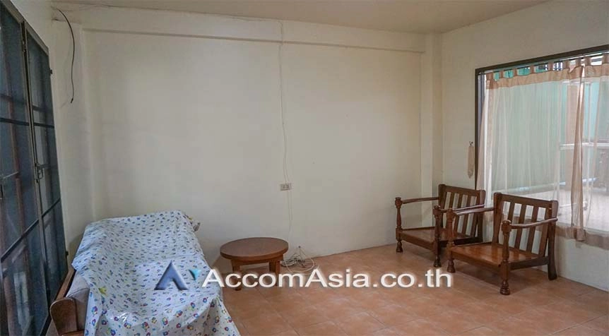 4  2 br House For Rent in Ploenchit ,Bangkok BTS Ratchadamri 20706