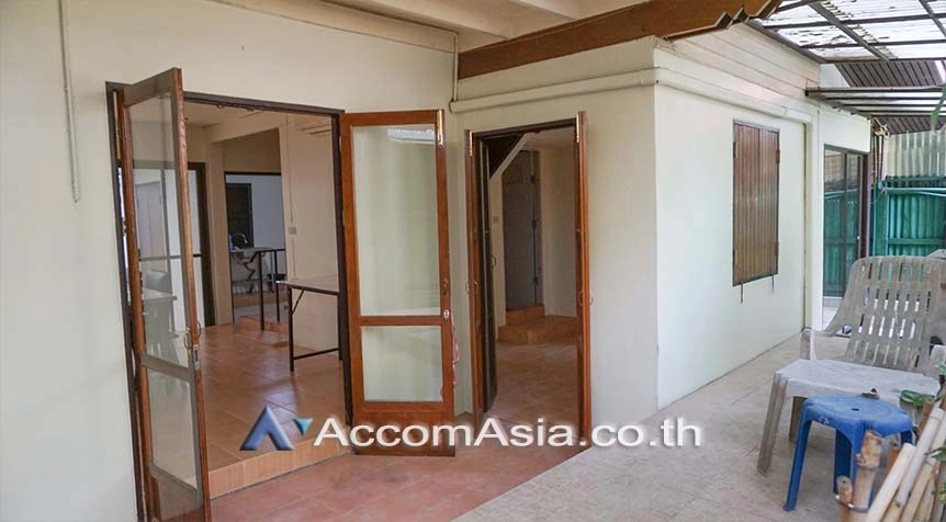 6  2 br House For Rent in Ploenchit ,Bangkok BTS Ratchadamri 20706