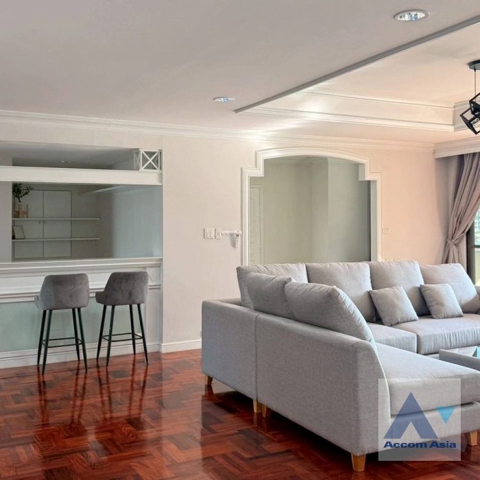 unitBig Balcony, Pet friendly |  4 Bedrooms  Apartment For Rent in Sukhumvit, Bangkok  near BTS Phrom Phong (1417670)