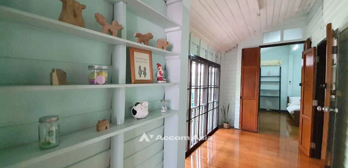 11  2 br House for rent and sale in Ploenchit ,Bangkok BTS Ratchadamri 90266