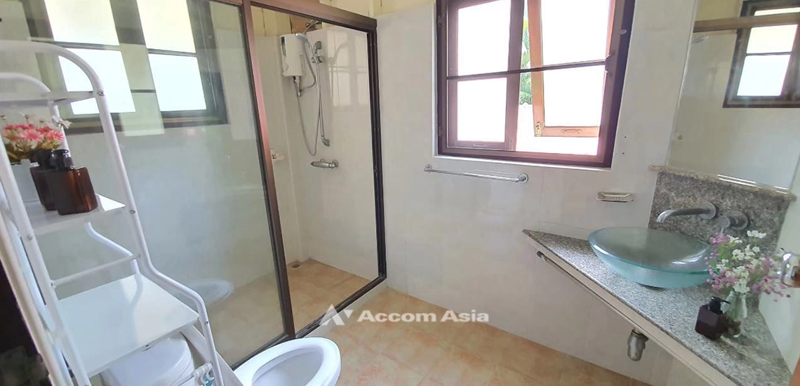 14  2 br House for rent and sale in Ploenchit ,Bangkok BTS Ratchadamri 90266
