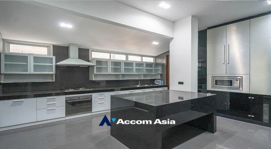 8  3 br House For Rent in Sukhumvit ,Bangkok BTS Phrom Phong 1917680