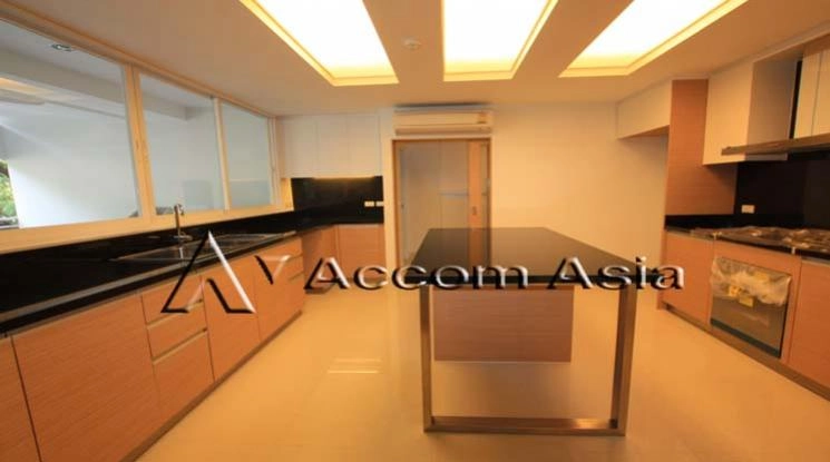 4  5 br Apartment For Rent in Sathorn ,Bangkok BTS Chong Nonsi at Cozy Low-Rise Apartment in a Premium Compound 1417682