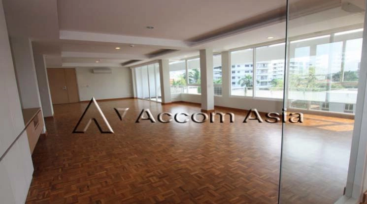 6  5 br Apartment For Rent in Sathorn ,Bangkok BTS Chong Nonsi at Cozy Low-Rise Apartment in a Premium Compound 1417682