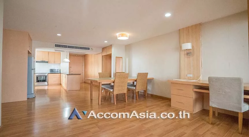 unit 2 Bedrooms  Apartment For Rent in Sukhumvit, Bangkok  near BTS Phrom Phong (1517706)