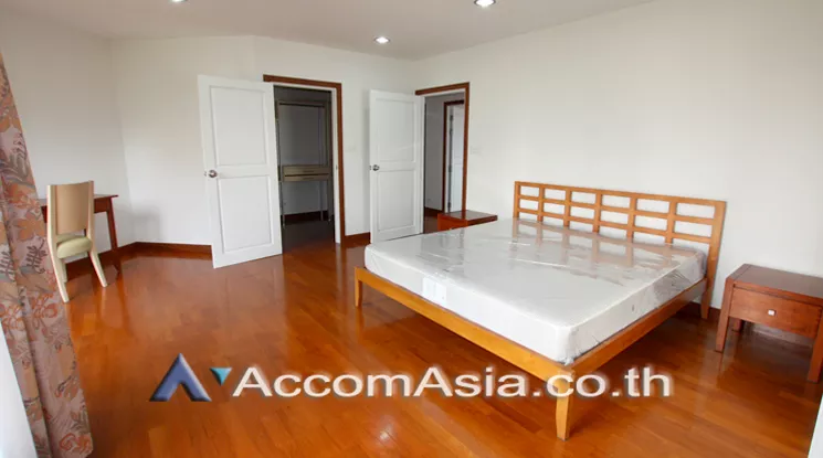 6  3 br Apartment For Rent in Sathorn ,Bangkok BTS Sala Daeng - MRT Lumphini at Secluded Ambiance 1417722