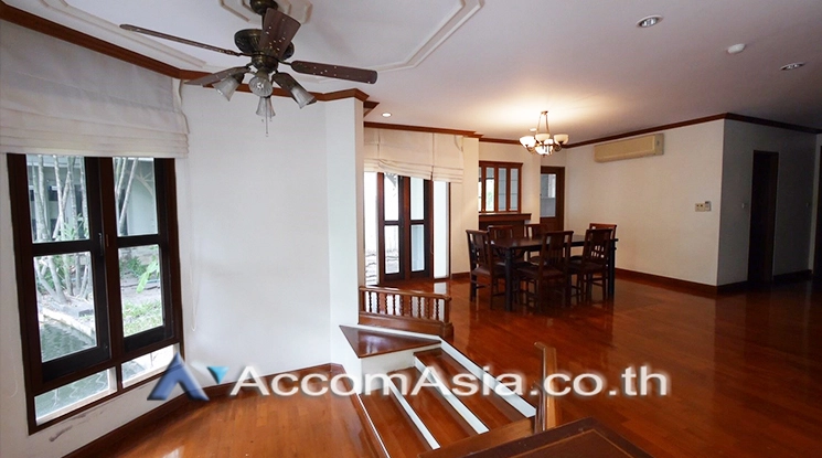 House by Chaophraya River House  4 Bedroom for Rent   in Dusit Bangkok