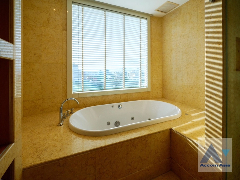 28  3 br Condominium for rent and sale in Ploenchit ,Bangkok BTS Ratchadamri at Baan Ratchadamri 1517743