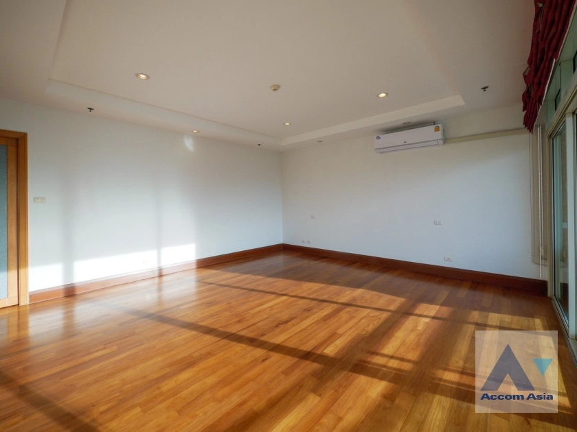 12  3 br Condominium for rent and sale in Ploenchit ,Bangkok BTS Ratchadamri at Baan Ratchadamri 1517743