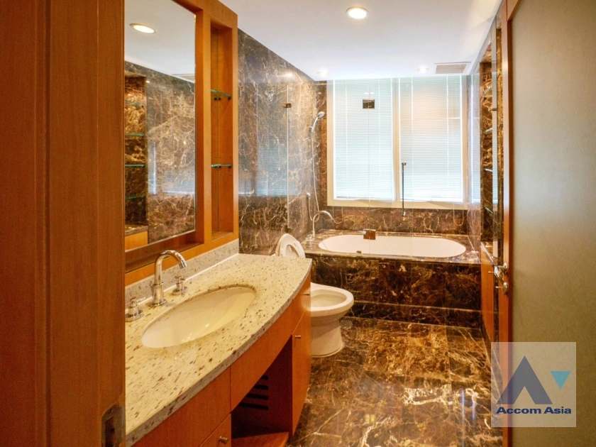 31  3 br Condominium for rent and sale in Ploenchit ,Bangkok BTS Ratchadamri at Baan Ratchadamri 1517743