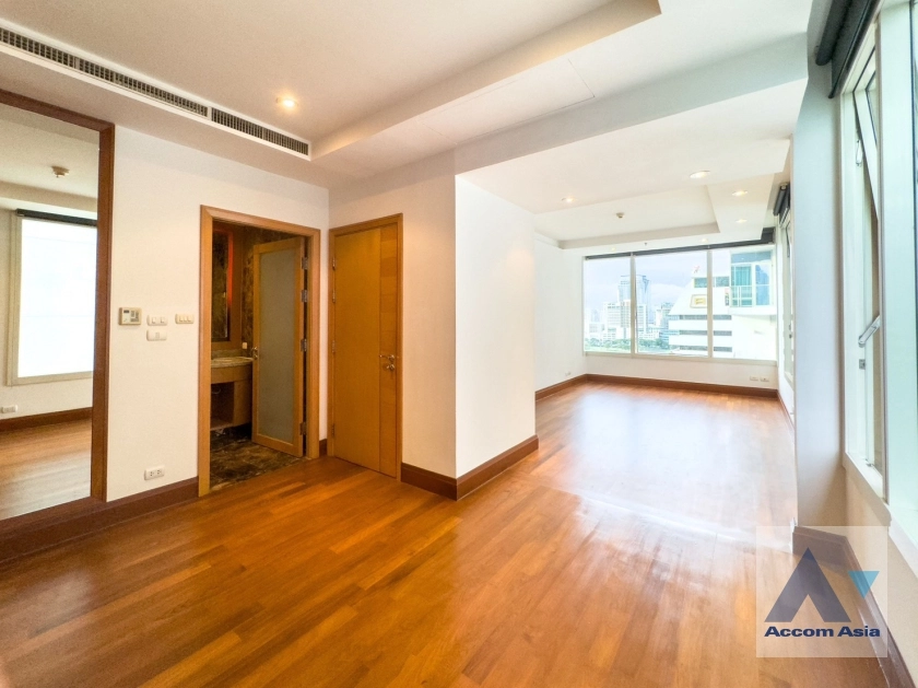 19  3 br Condominium For Rent in Ploenchit ,Bangkok BTS Ratchadamri at Baan Ratchadamri 1517743