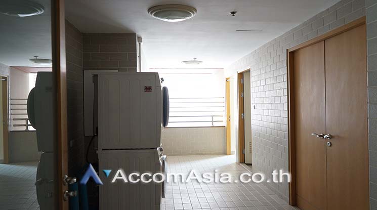 15  4 br Condominium For Rent in Ploenchit ,Bangkok BTS Ratchadamri at Baan Ratchadamri 1517753