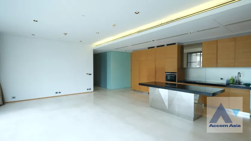 unit 2 Bedrooms  Condominium For Rent in Silom, Bangkok  near BTS Sala Daeng - MRT Silom (1517757)