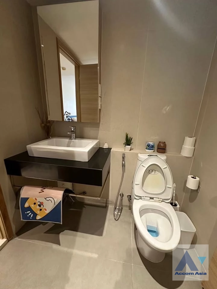 7  1 br Condominium for rent and sale in Sukhumvit ,Bangkok BTS Ekkamai at Socio Sukhumvit 61 AA26883