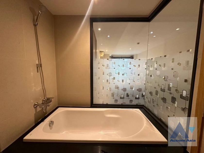 8  1 br Condominium for rent and sale in Sukhumvit ,Bangkok BTS Ekkamai at Socio Sukhumvit 61 AA26883