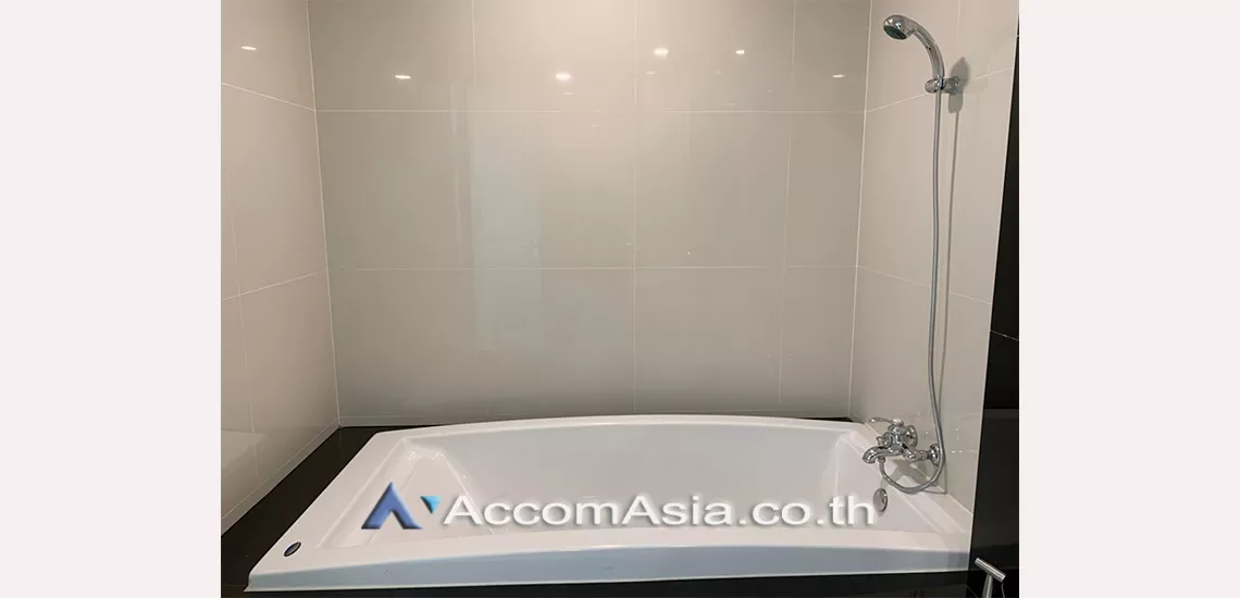 8  1 br Condominium For Rent in Ploenchit ,Bangkok BTS Chitlom at The Address Chidlom 1517771