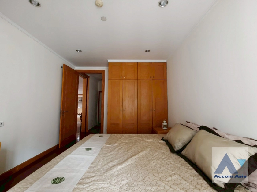 15  3 br Apartment For Rent in Sukhumvit ,Bangkok BTS Phrom Phong at Apartment with Top Facilities, Close to Emshere 1417783