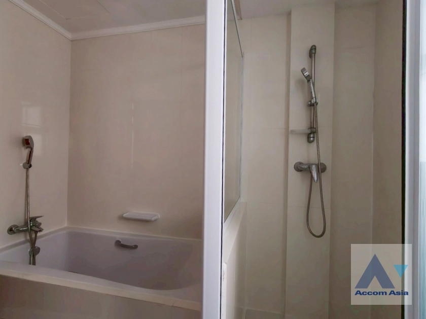 13  3 br Apartment For Rent in Sukhumvit ,Bangkok BTS Phrom Phong at Apartment with Top Facilities, Close to Emshere 1417783