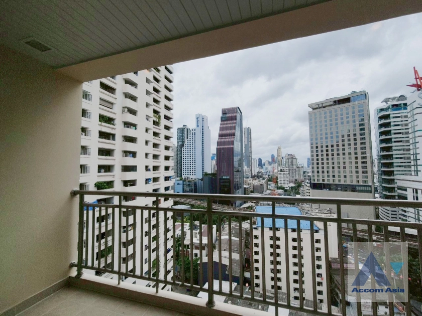 20  3 br Apartment For Rent in Sukhumvit ,Bangkok BTS Phrom Phong at Apartment with Top Facilities, Close to Emshere 1417783