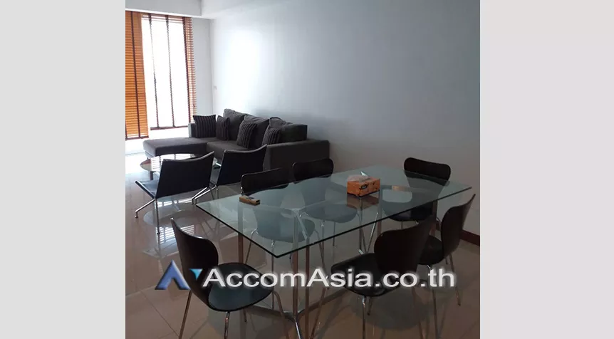  2 Bedrooms  Condominium For Rent in Ploenchit, Bangkok  near BTS Ratchadamri (1517855)