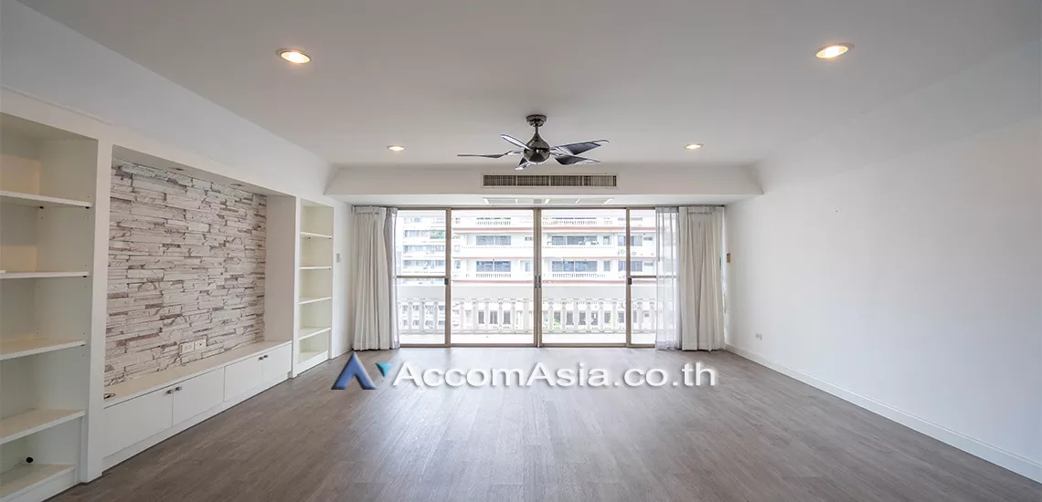  2  3 br Apartment For Rent in Sukhumvit ,Bangkok BTS Asok - MRT Sukhumvit at Family Apartment with Lake View 1517910