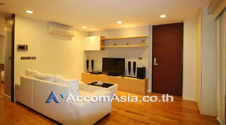unit 1 Bedroom  Condominium For Rent in Silom, Bangkok  near BTS Chong Nonsi (1517913)