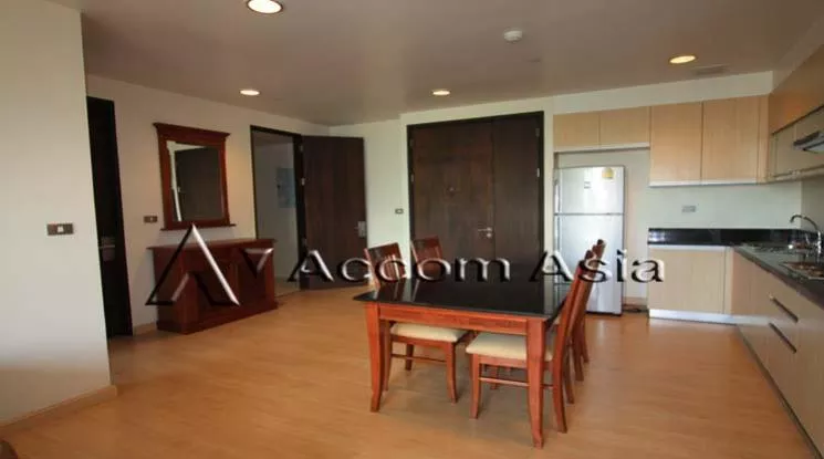  1  2 br Apartment For Rent in Sukhumvit ,Bangkok BTS Thong Lo at Ideal for family living and pet lover 1417934
