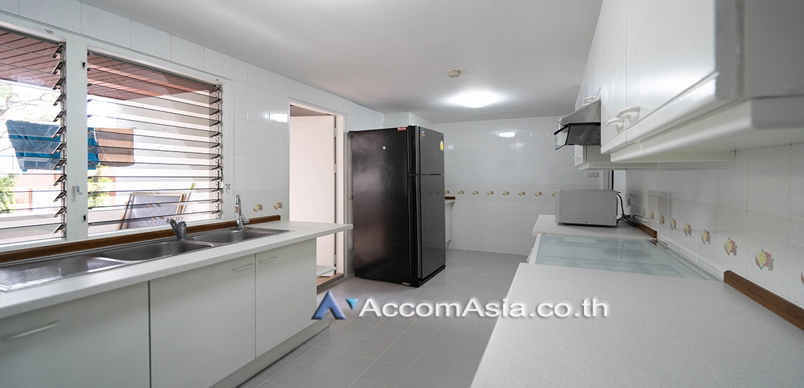 4  2 br Apartment For Rent in Sukhumvit ,Bangkok BTS Thong Lo at Suite For Family 1417936