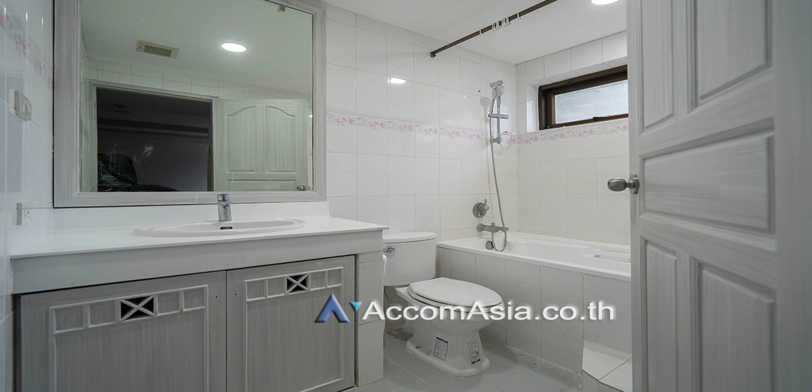 5  2 br Apartment For Rent in Sukhumvit ,Bangkok BTS Thong Lo at Suite For Family 1417936