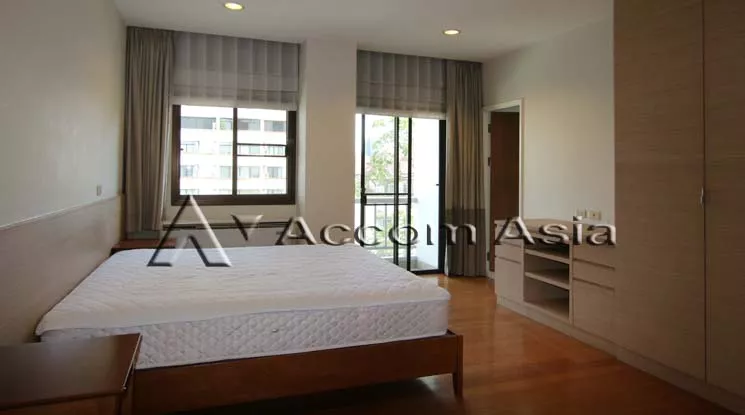 9  3 br Apartment For Rent in Sukhumvit ,Bangkok BTS Thong Lo at Greenery area in CBD 1417941
