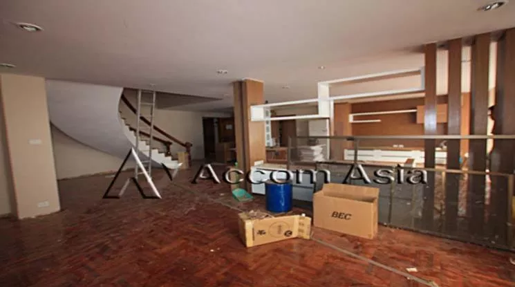  Family Size Residence Starting at 280 Sqm Apartment  3 Bedroom for Rent BTS Phrom Phong in Sukhumvit Bangkok