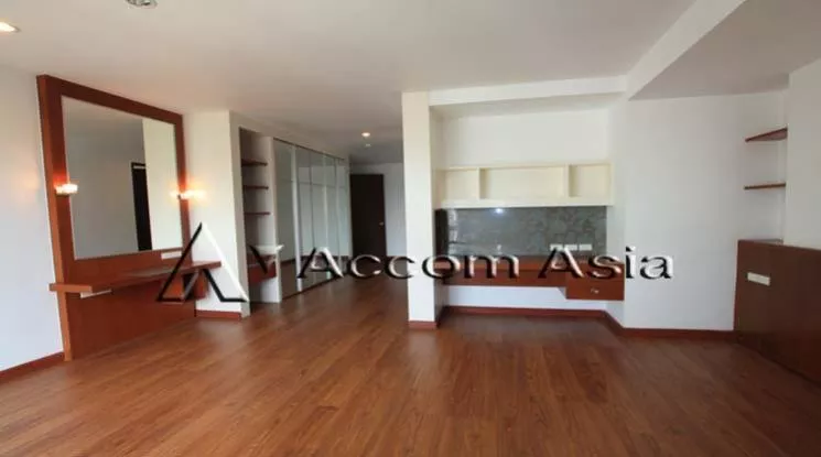 7  4 br Apartment For Rent in Sukhumvit ,Bangkok BTS Thong Lo at Ideal for family living and pet lover 1417946