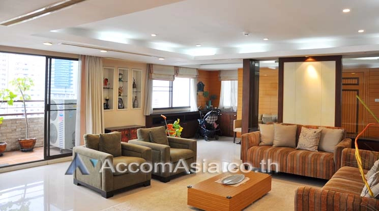 unit 3 Bedrooms  Condominium For Rent in Sukhumvit, Bangkok  near BTS Asok - MRT Sukhumvit (1518010)