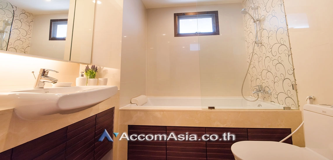 9  2 br Apartment For Rent in Sukhumvit ,Bangkok BTS Asok - MRT Sukhumvit at Warm Family Atmosphere 1418014
