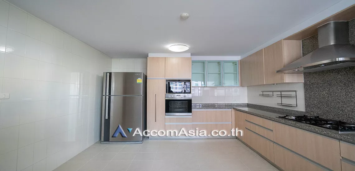 1  3 br Apartment For Rent in Sukhumvit ,Bangkok BTS Asok - MRT Sukhumvit at Peaceful Living Space 1418016