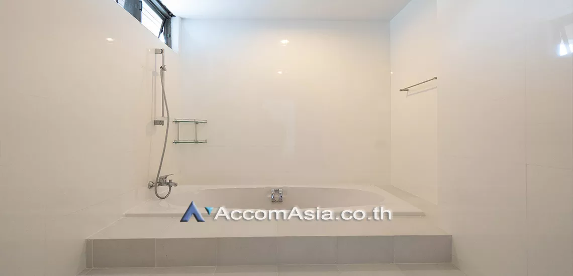 10  3 br Apartment For Rent in Sukhumvit ,Bangkok BTS Asok - MRT Sukhumvit at Peaceful Living Space 1418016