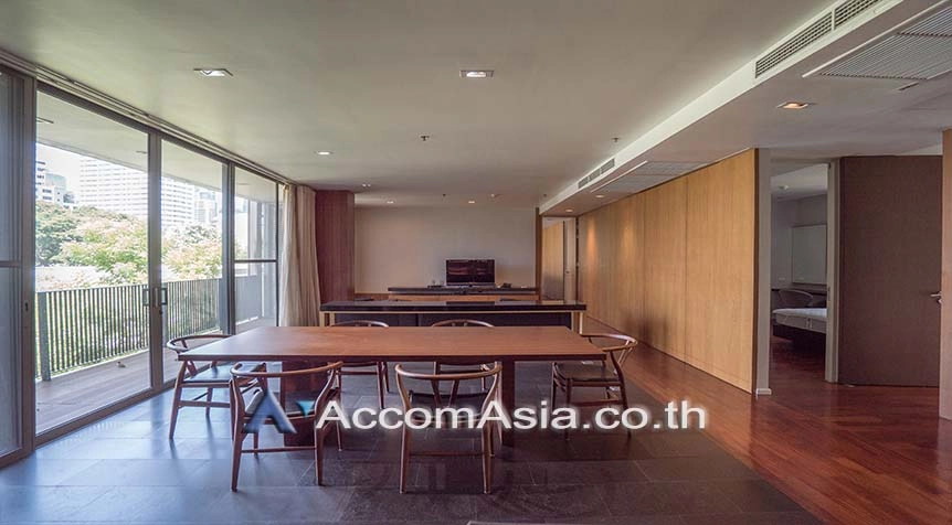 unit 3 Bedrooms  Apartment For Rent in Sukhumvit, Bangkok  near BTS Thong Lo (1418019)