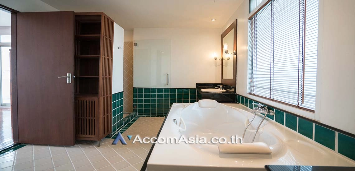 9  4 br Apartment For Rent in Sukhumvit ,Bangkok BTS Asok - MRT Sukhumvit at Privacy of Living 1418027